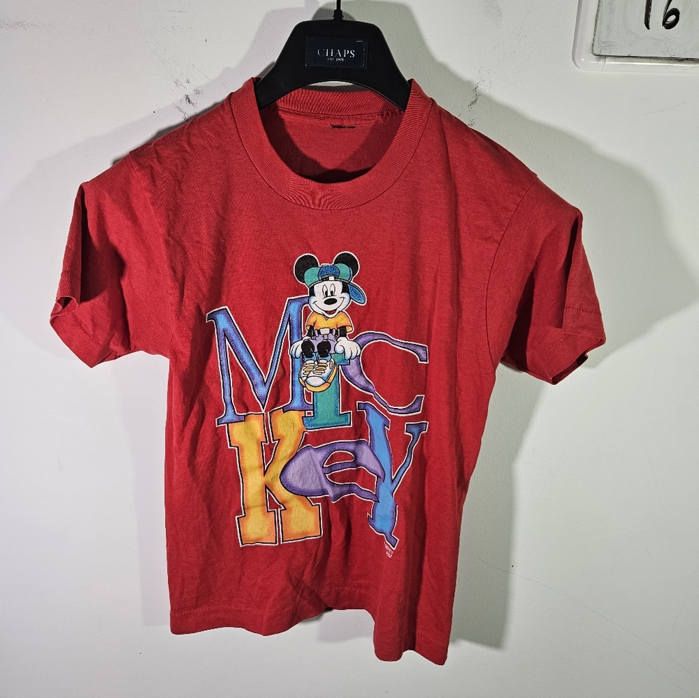Vintage 90's Youth Kid's Disney Mickey Mouse Red Single Stitch Graphic T-Shirt!